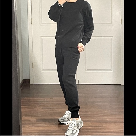 J Crew Cotton Cashmere Black Sweatshirt and Joggers Set - Picture 1 of 4